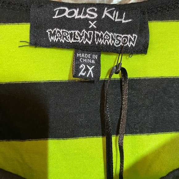 Marilyn Manson Collab Green and Black Sleeveless Crop Tank Top - Picture 4 of 5